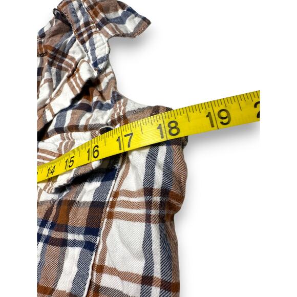 Ultra Flirt Sleeveless Plaid Button-Down shirt size Medium - Picture 2 of 6